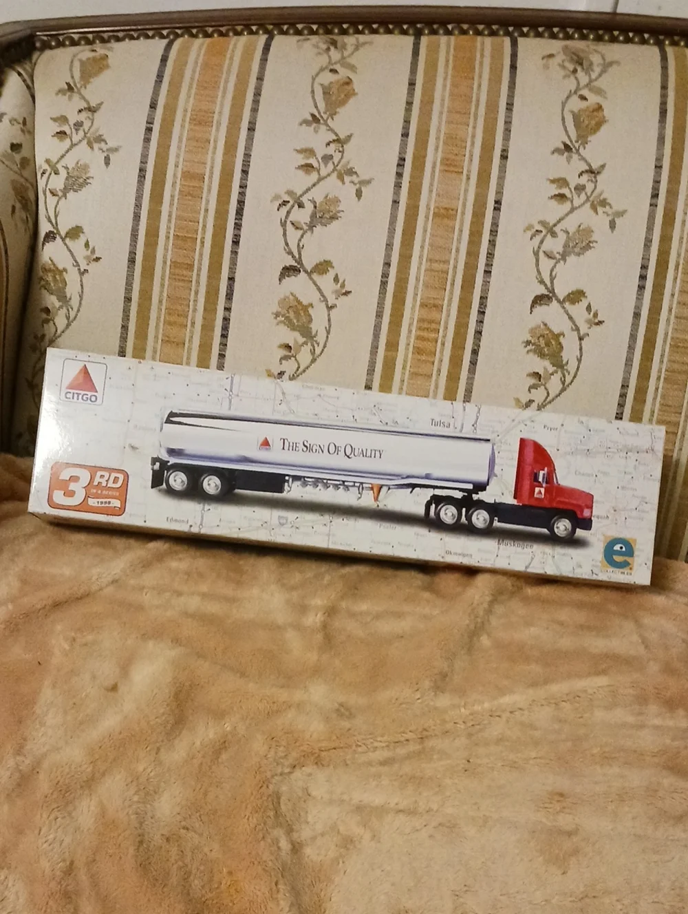 Red and White Die-Cast Tanker Truck Toy for Kids